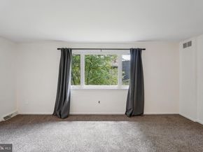 991 Putnam Boulevard 79, Wallingford PA 19086