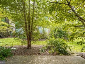 991 Putnam Boulevard 79, Wallingford PA 19086