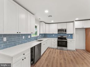 23 Flower Lane, Levittown PA 19055