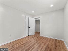 23 Flower Lane, Levittown PA 19055