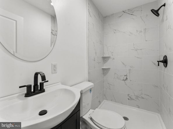23 Flower Lane, Levittown PA 19055