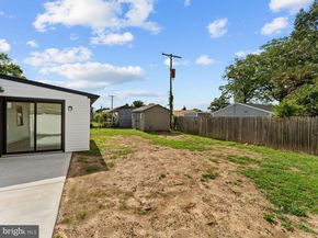 23 Flower Lane, Levittown PA 19055