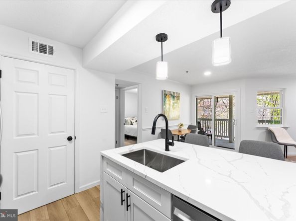1504 Lincoln Way 400, Mclean VA 22102
