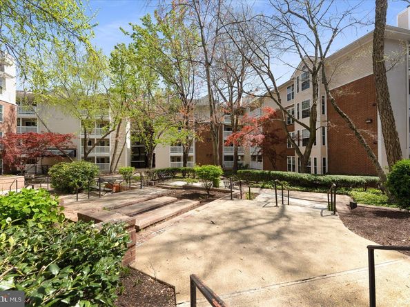 1504 Lincoln Way 400, Mclean VA 22102