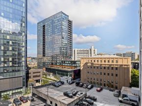 2200 Arch Street 612, Philadelphia PA 19103