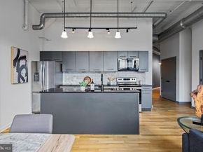 2200 Arch Street 612, Philadelphia PA 19103
