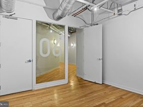 2200 Arch Street 612, Philadelphia PA 19103