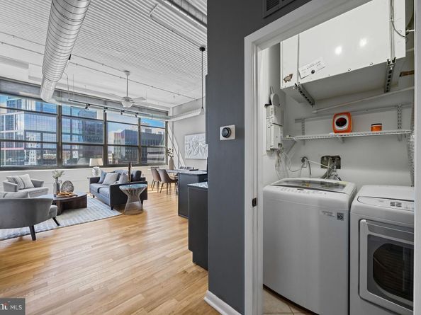 2200 Arch Street 612, Philadelphia PA 19103