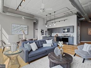 2200 Arch Street 612, Philadelphia PA 19103