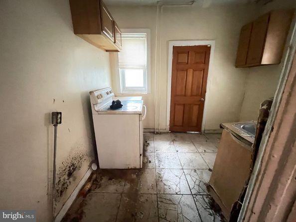 158 N Robinson Street, Philadelphia PA 19139