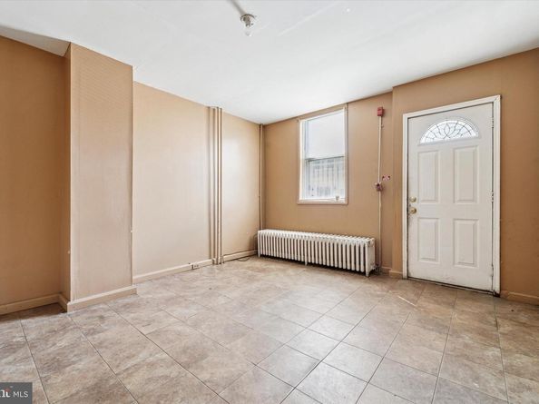 2211 N 2nd Street, Philadelphia PA 19133