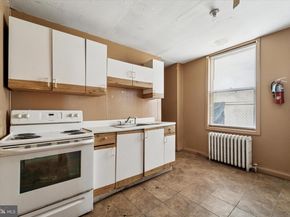2211 N 2nd Street, Philadelphia PA 19133