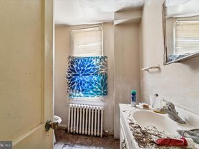 2211 N 2nd Street, Philadelphia PA 19133
