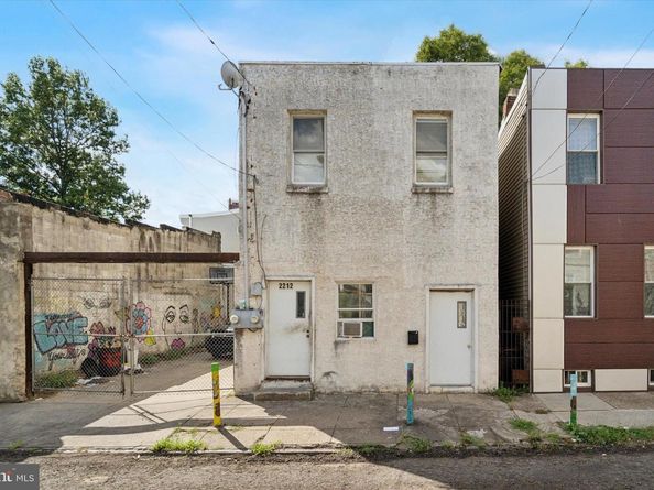 2211 N 2nd Street, Philadelphia PA 19133