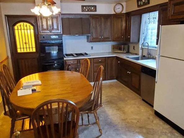 843 Watkins Street, Philadelphia PA 19148