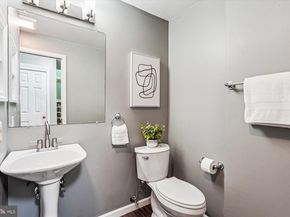 11708 Mossy Creek Lane, Reston VA 20191