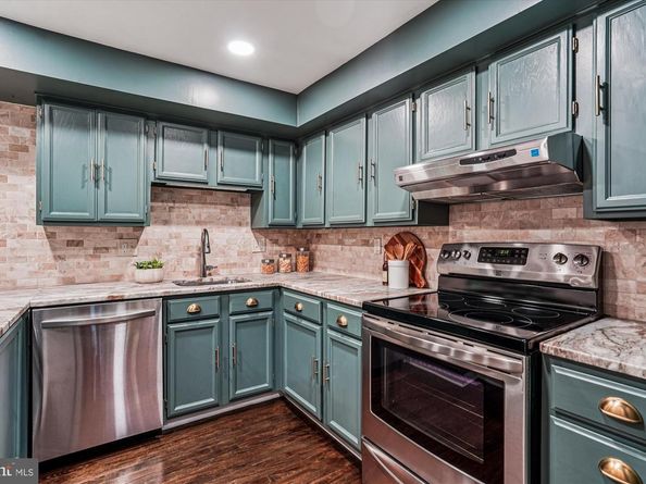 11708 Mossy Creek Lane, Reston VA 20191