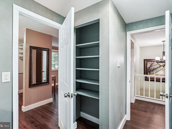 11708 Mossy Creek Lane, Reston VA 20191