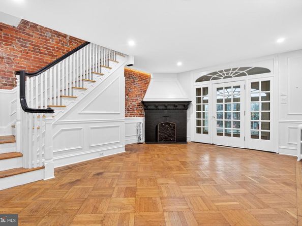 5821 Cobbs Creek, Philadelphia PA 19143