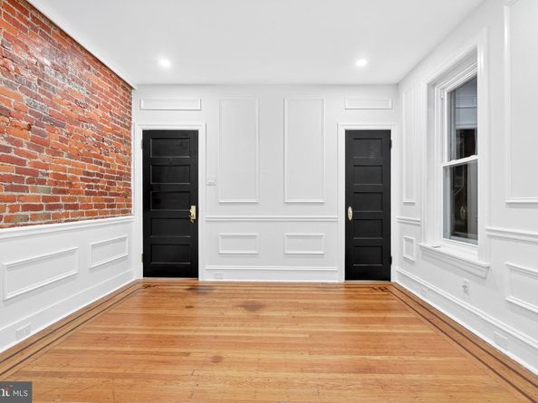 5821 Cobbs Creek, Philadelphia PA 19143