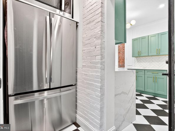 5821 Cobbs Creek, Philadelphia PA 19143