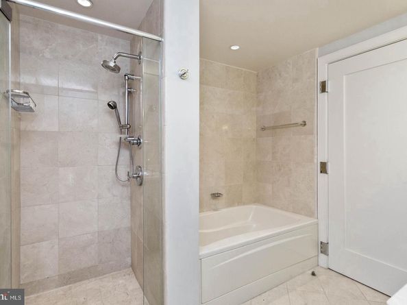 1111 19TH Street N 1707, Arlington VA 22209