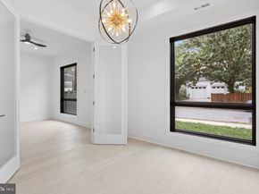 2007 S Joyce Street, Arlington VA 22202