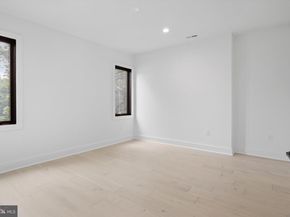 2007 S Joyce Street, Arlington VA 22202