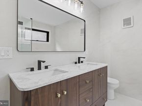2007 S Joyce Street, Arlington VA 22202