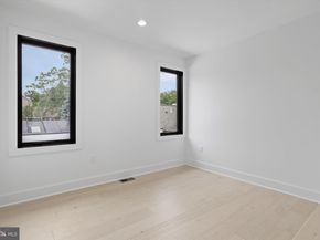 2007 S Joyce Street, Arlington VA 22202