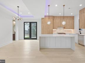 2007 S Joyce Street, Arlington VA 22202