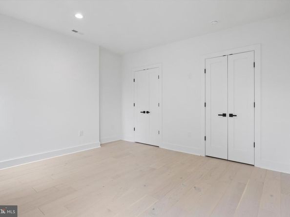 2007 S Joyce Street, Arlington VA 22202