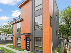 2007 S Joyce Street, Arlington VA 22202