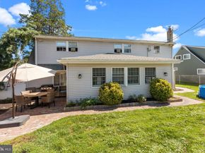 21 Downhill Road, Levittown PA 19056
