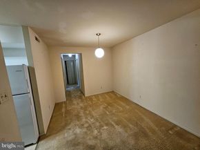 8300 Tobin Road 23, Annandale VA 22003