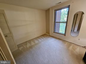 8300 Tobin Road 23, Annandale VA 22003