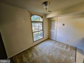 8300 Tobin Road 23, Annandale VA 22003