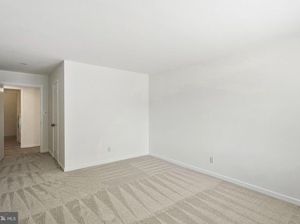 11500 Fairway Drive 402, Reston VA 20190