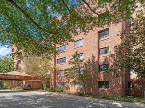11500 Fairway Drive 402, Reston VA 20190