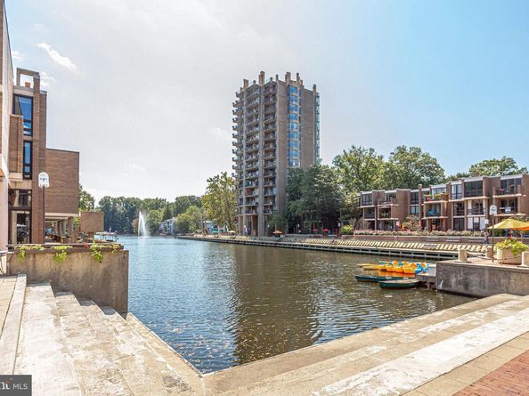 11500 Fairway Drive 402, Reston VA 20190