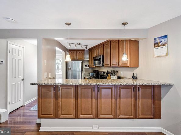 11269 Silentwood Lane, Reston VA 20191