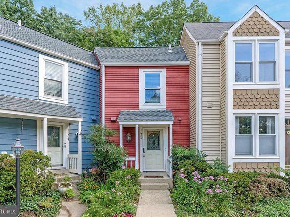 11269 Silentwood Lane, Reston VA 20191