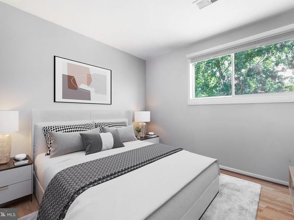 2415 Jackson Parkway, Vienna VA 22180