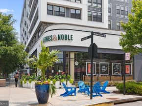 2415 Jackson Parkway, Vienna VA 22180