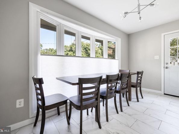 2415 Jackson Parkway, Vienna VA 22180