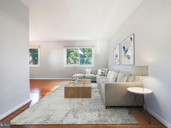 2415 Jackson Parkway, Vienna VA 22180