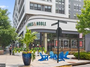 2415 Jackson Parkway, Vienna VA 22180