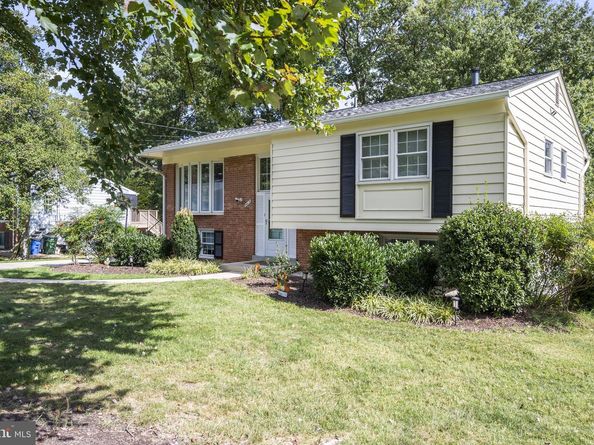 2415 Jackson Parkway, Vienna VA 22180