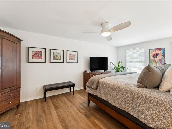1377 Rock Chapel Road, Herndon VA 20170