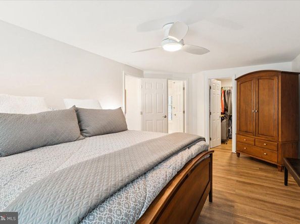 1377 Rock Chapel Road, Herndon VA 20170